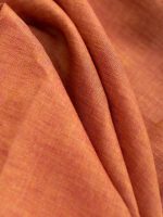 Ткань Лен натуральный меланж Состав: 100% лен Плотность: 135 г/кв.м. Ширина ткани: 140 см Усадка: до 5-7%